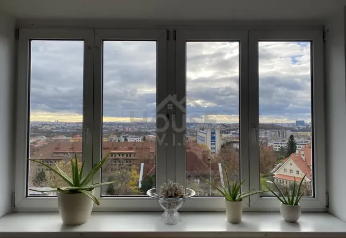Prodej bytu 3+kk, Praha - Vinohrady, V Horní Stromce, 75 m2
