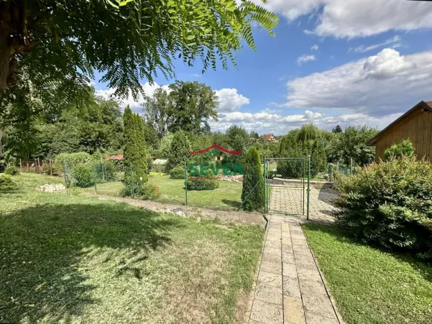 Prodej zahrady, Postoloprty, 930 m2