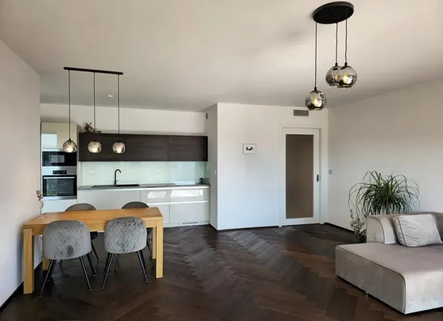 Prodej bytu 2+kk, Praha - Smíchov, K Závěrce, 79 m2