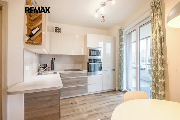 Pronájem bytu 2+kk, Praha - Kamýk, Kramperova, 57 m2