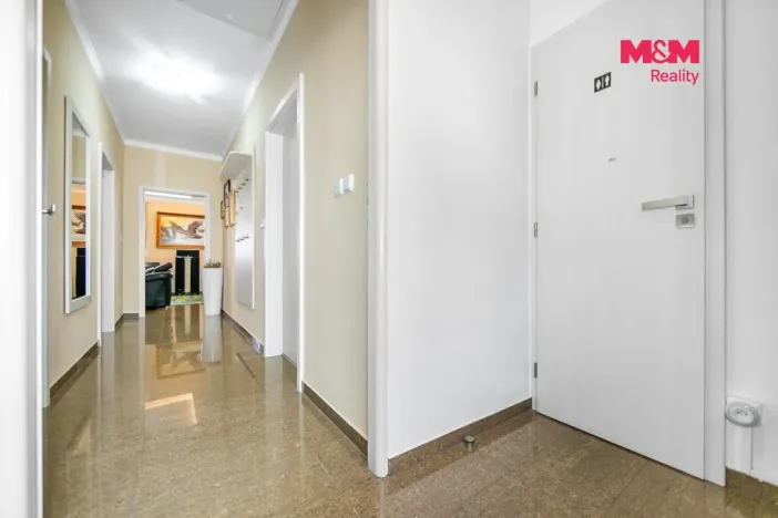 Pronájem bytu 4+1, Bor, náměstí Republiky, 90 m2