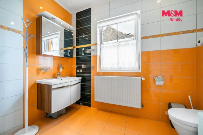 Pronájem bytu 4+1, Bor, náměstí Republiky, 90 m2
