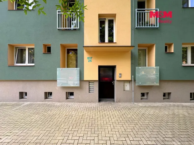 Pronájem bytu 2+1, Lovosice, 28. října, 72 m2