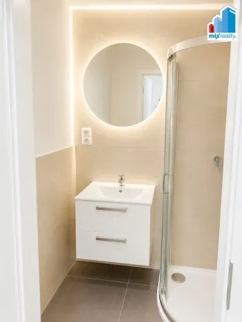 Prodej bytu 3+1, Hrádek - Nová Huť, Učňovská, 67 m2