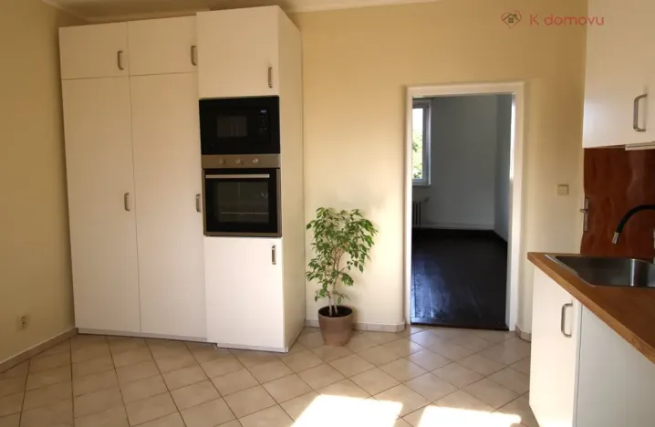 Pronájem bytu 1+1, Zlín - Prštné, Pod Strání, 37 m2