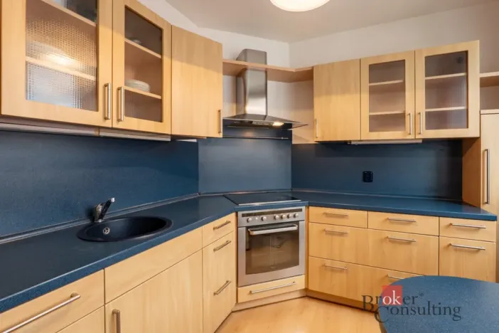 Prodej bytu 2+kk, Benešov, Na Bezděkově, 61 m2