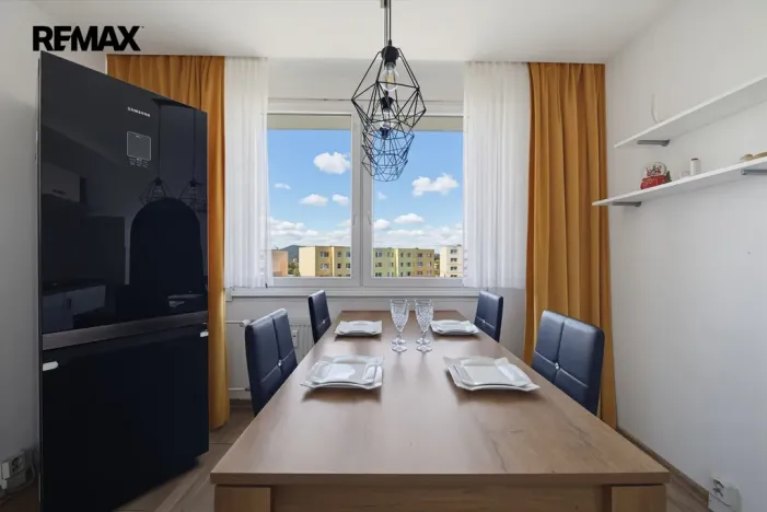 Prodej bytu 3+1, Česká Lípa, Červeného kříže, 65 m2