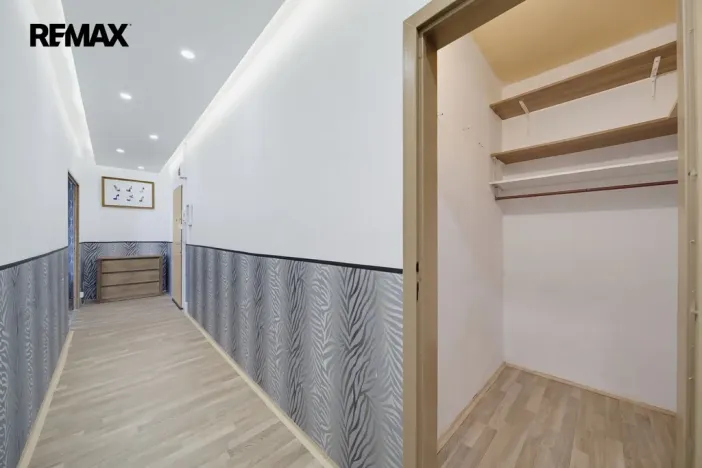 Prodej bytu 3+1, Česká Lípa, Červeného kříže, 65 m2
