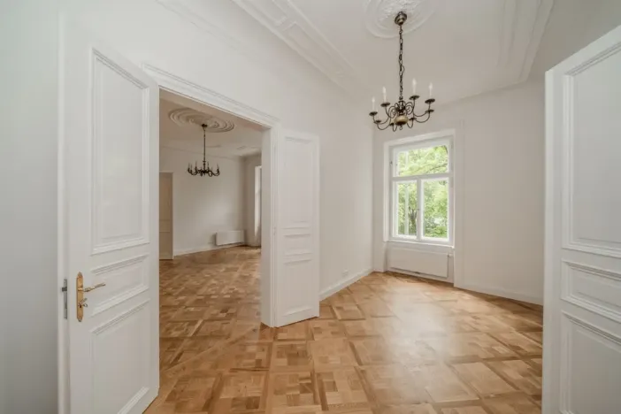Pronájem kanceláře, Praha - Vinohrady, Italská, 250 m2