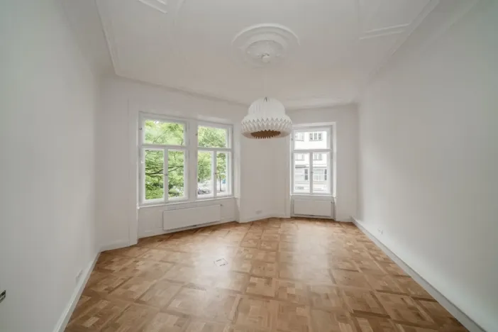 Pronájem kanceláře, Praha - Vinohrady, Italská, 250 m2
