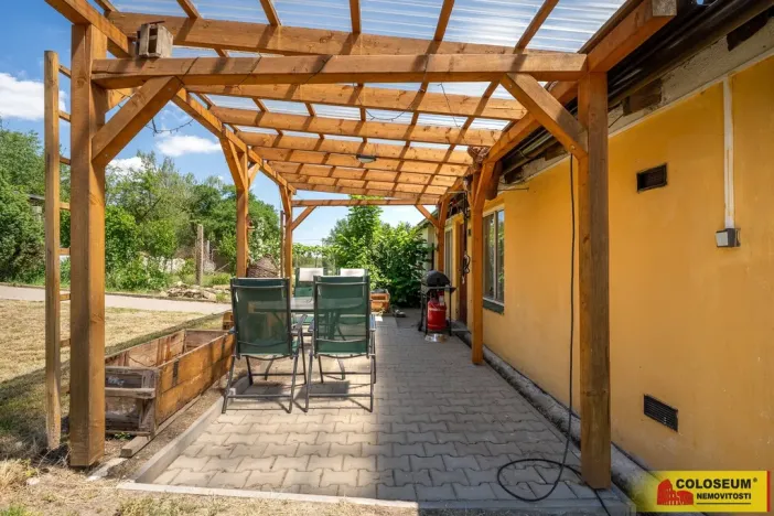 Prodej rodinného domu, Březské, 150 m2