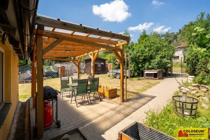 Prodej rodinného domu, Březské, 150 m2