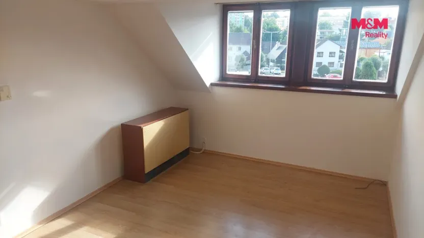 Pronájem bytu 3+1, Frýdlant, Okružní, 80 m2