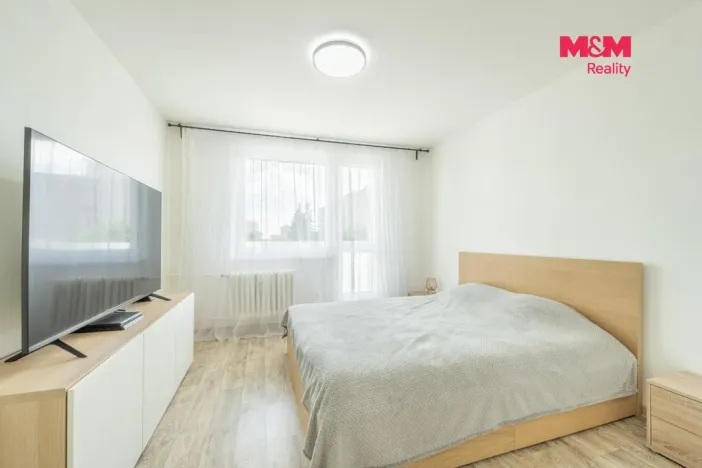 Prodej bytu 2+1, Kladno - Kročehlavy, Obránců míru, 53 m2