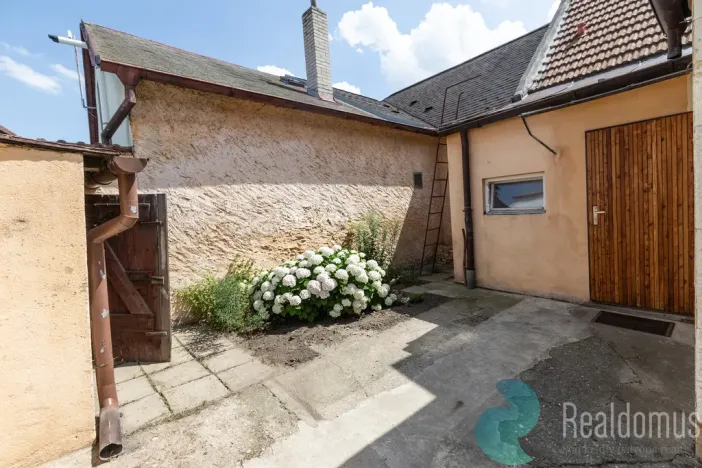 Prodej rodinného domu, Přezletice, Ve Dvorci, 75 m2
