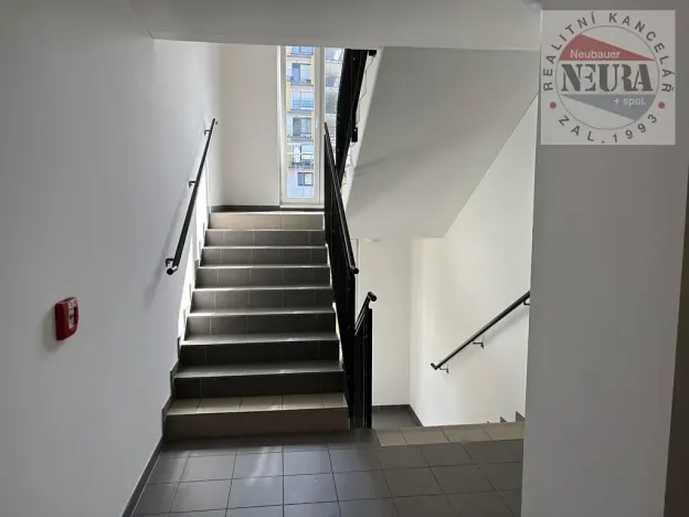 Pronájem bytu 2+kk, Praha - Modřany, Soukalova, 65 m2