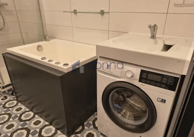 Pronájem bytu 1+kk, Praha, Hálkova, 31 m2