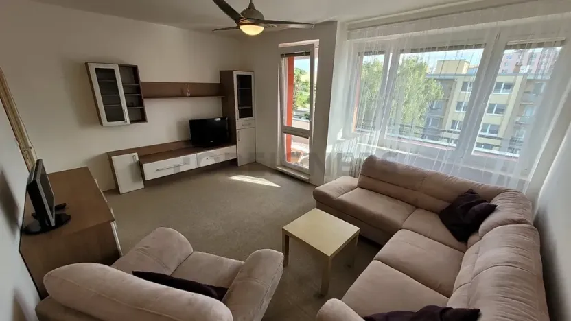 Pronájem bytu 2+1, Veverská Bítýška, Na Bítýškách, 55 m2