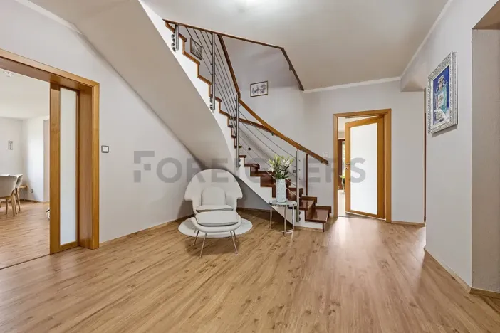 Prodej rodinného domu, Rybí, 340 m2