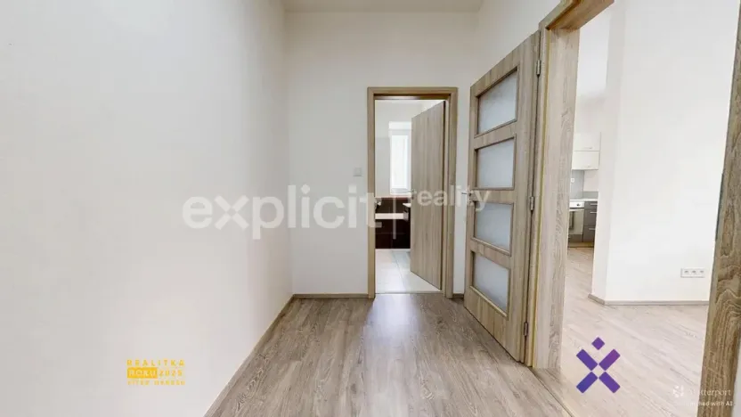 Pronájem bytu 1+kk, Strání - Květná, U sklárny, 33 m2