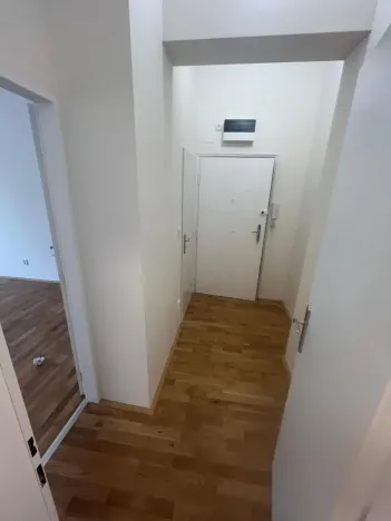 Prodej bytu 1+kk, Praha - Vršovice, 28. pluku, 30 m2