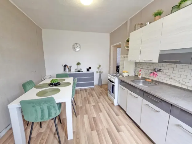 Prodej bytu 2+1, Most, tř. Budovatelů, 68 m2