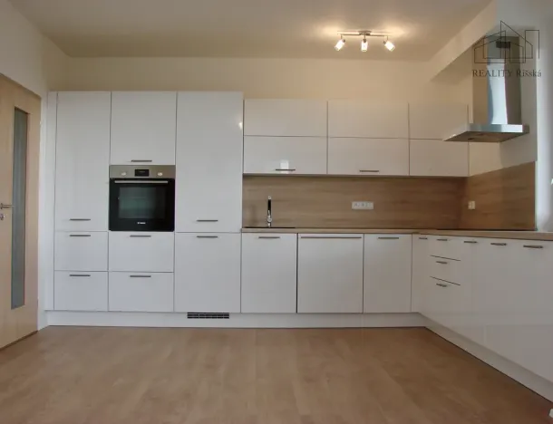 Pronájem bytu 2+kk, Praha - Hlubočepy, Vítové, 57 m2