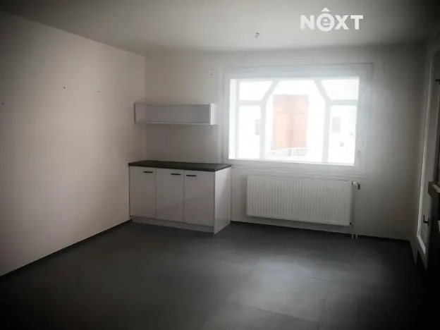 Pronájem obchodního prostoru, Jindřichův Hradec, Školní, 40 m2
