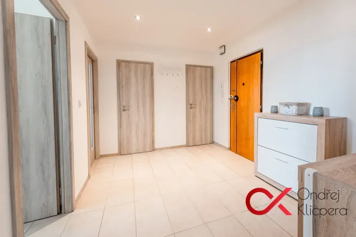 Pronájem pokoje, Praha - Holešovice, Dělnická, 17 m2