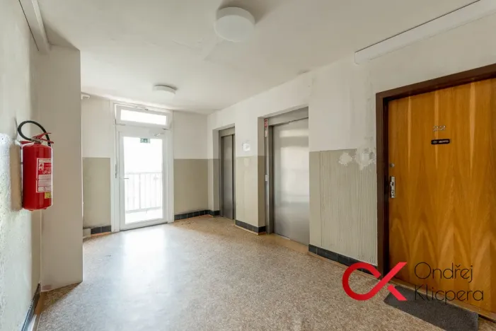 Pronájem pokoje, Praha - Holešovice, Dělnická, 17 m2