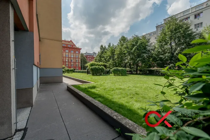 Pronájem pokoje, Praha - Holešovice, Dělnická, 17 m2