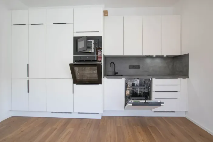 Pronájem bytu 3+kk, Praha - Radotín, Na Výšince, 58 m2