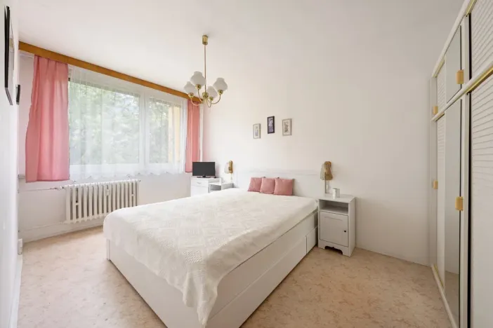 Prodej bytu 3+1, Praha - Prosek, Novoborská, 55 m2