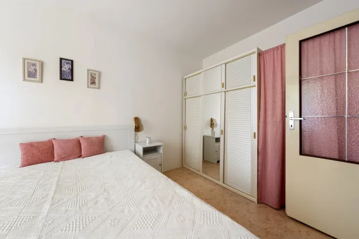 Prodej bytu 3+1, Praha - Prosek, Novoborská, 55 m2