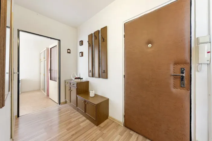 Prodej bytu 3+1, Praha - Prosek, Novoborská, 55 m2