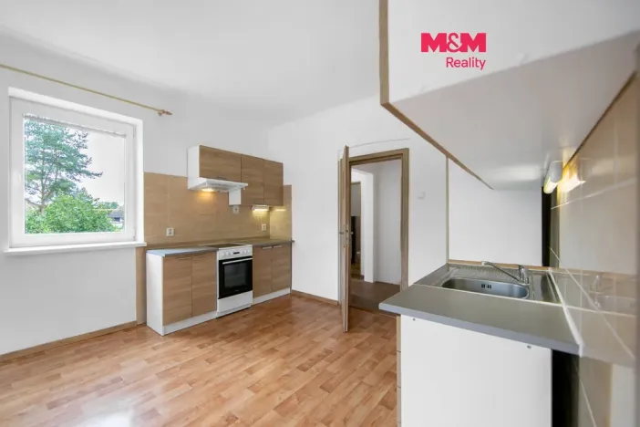 Pronájem rodinného domu, Spálené Poříčí, Jiráskova, 72 m2