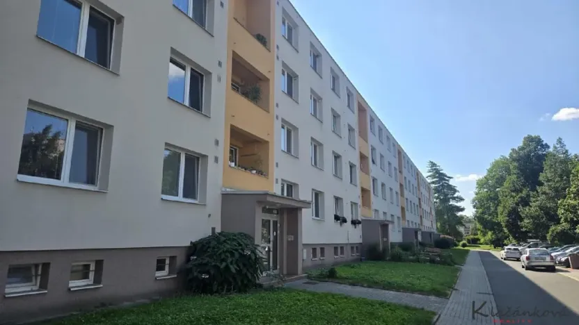 Prodej bytu 1+1, Zlín - Příluky, Zborovská, 38 m2