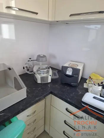 Pronájem obchodního prostoru, Havlíčkův Brod, U Šlapanky, 30 m2