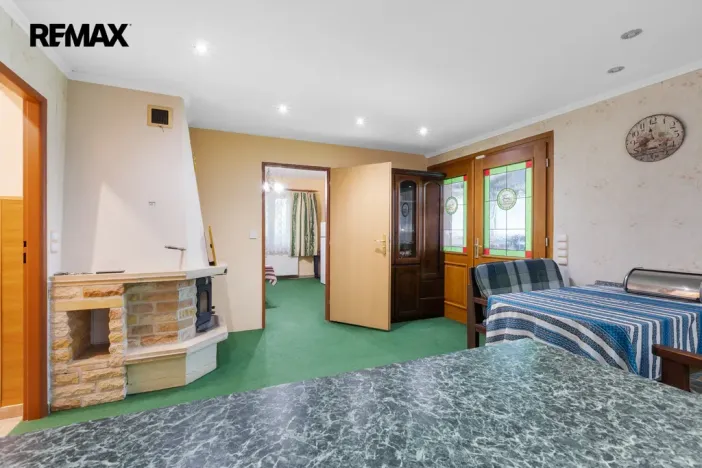 Prodej zemědělské usedlosti, Nová Role - Mezirolí, 900 m2