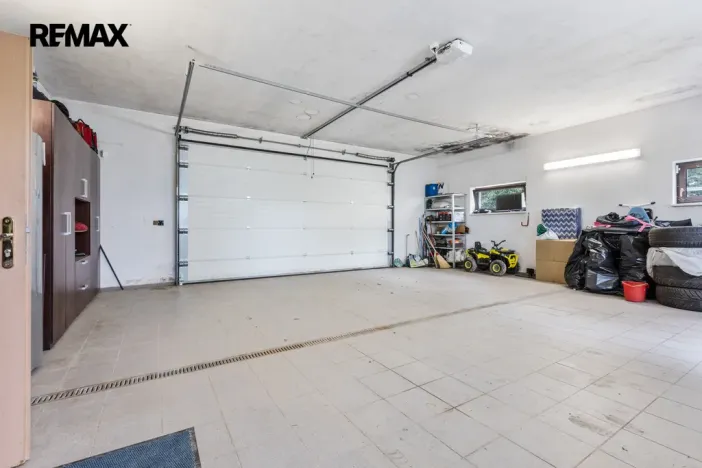 Prodej zemědělské usedlosti, Nová Role - Mezirolí, 900 m2