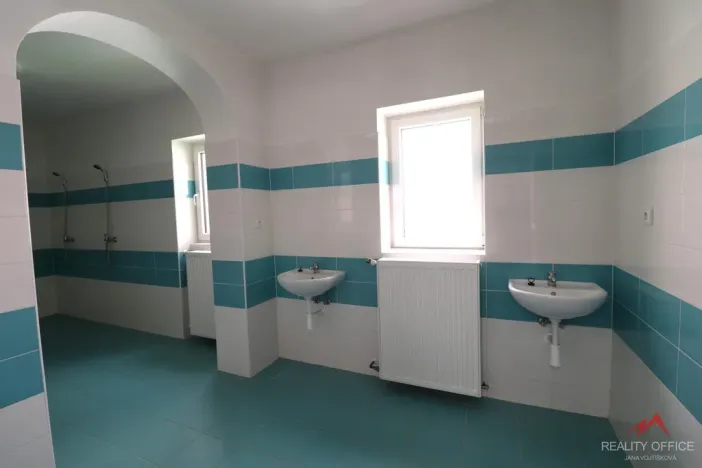 Pronájem komerční nemovitosti, Děčín - Děčín IV-Podmokly, Mírové nám., 373 m2