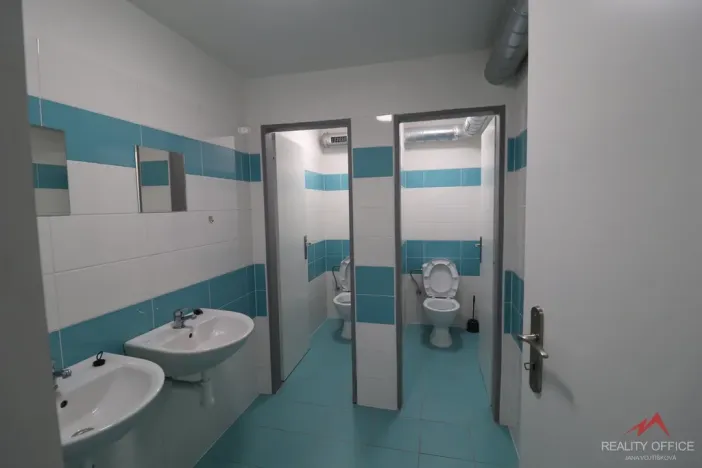 Pronájem komerční nemovitosti, Děčín - Děčín IV-Podmokly, Mírové nám., 373 m2