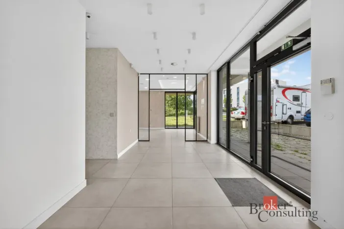 Prodej obchodního prostoru, Plzeň - Černice, Vltavínová, 108 m2