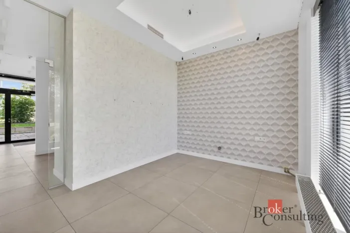 Prodej obchodního prostoru, Plzeň - Černice, Vltavínová, 108 m2