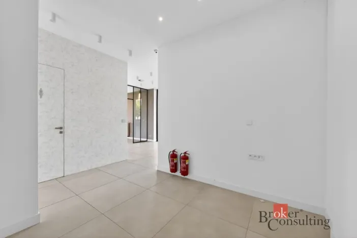 Prodej obchodního prostoru, Plzeň - Černice, Vltavínová, 108 m2
