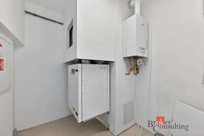 Prodej obchodního prostoru, Plzeň - Černice, Vltavínová, 108 m2
