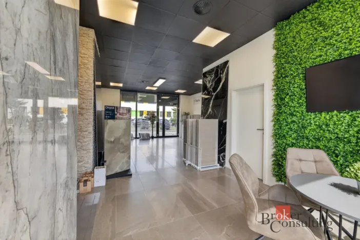 Prodej obchodního prostoru, Plzeň - Černice, Vltavínová, 59 m2