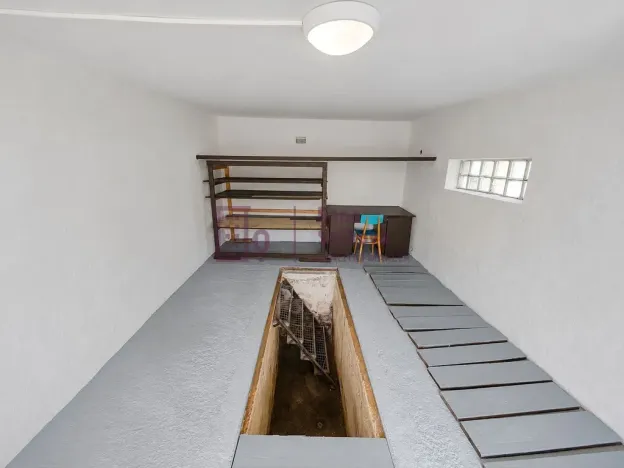 Pronájem garáže, Jindřichův Hradec - Jindřichův Hradec II, Jarošovská, 21 m2