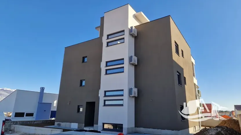 Prodej bytu 3+kk, Ražanac, Chorvatsko, 69 m2
