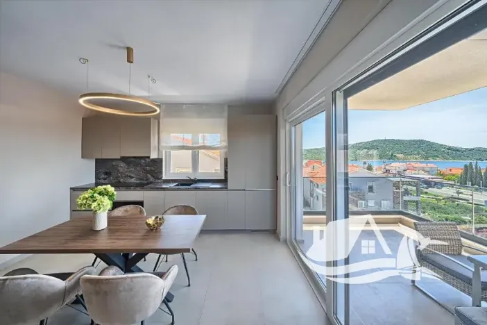Prodej bytu 3+kk, Primošten, Chorvatsko, 61 m2